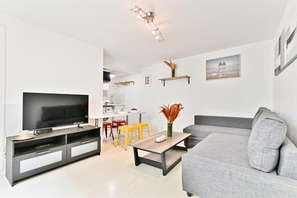 Appartement Proche Canal Saint Martin ปารีส ภายนอก รูปภาพ