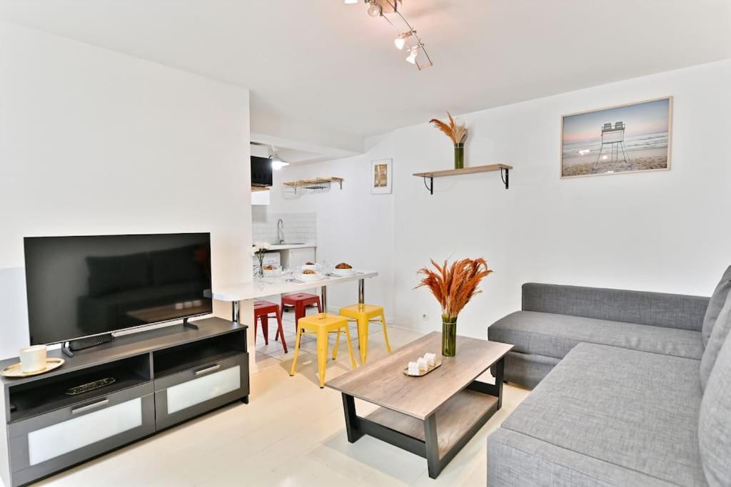 Appartement Proche Canal Saint Martin ปารีส ภายนอก รูปภาพ