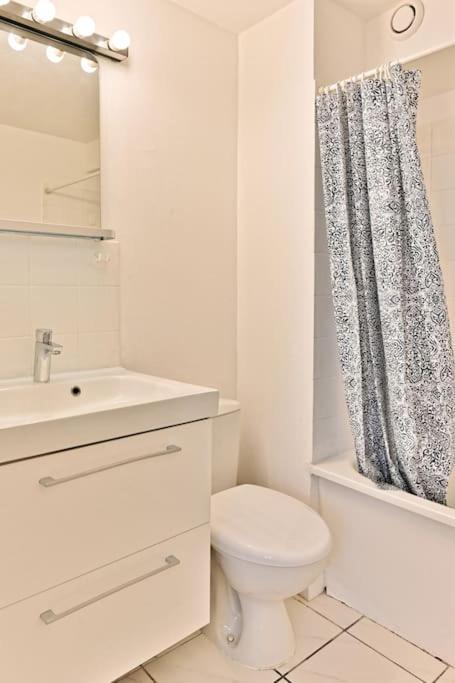 Appartement Proche Canal Saint Martin ปารีส ภายนอก รูปภาพ
