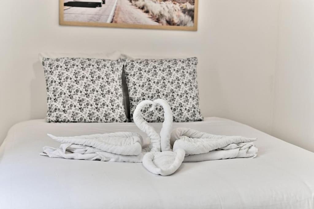 Appartement Proche Canal Saint Martin ปารีส ภายนอก รูปภาพ